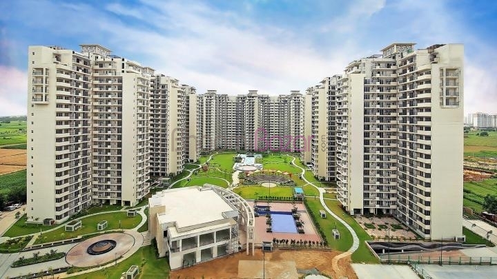 Bestech Park View Grand Spa 4 BHK+SR+FL 4200 Sq.ft for Rent